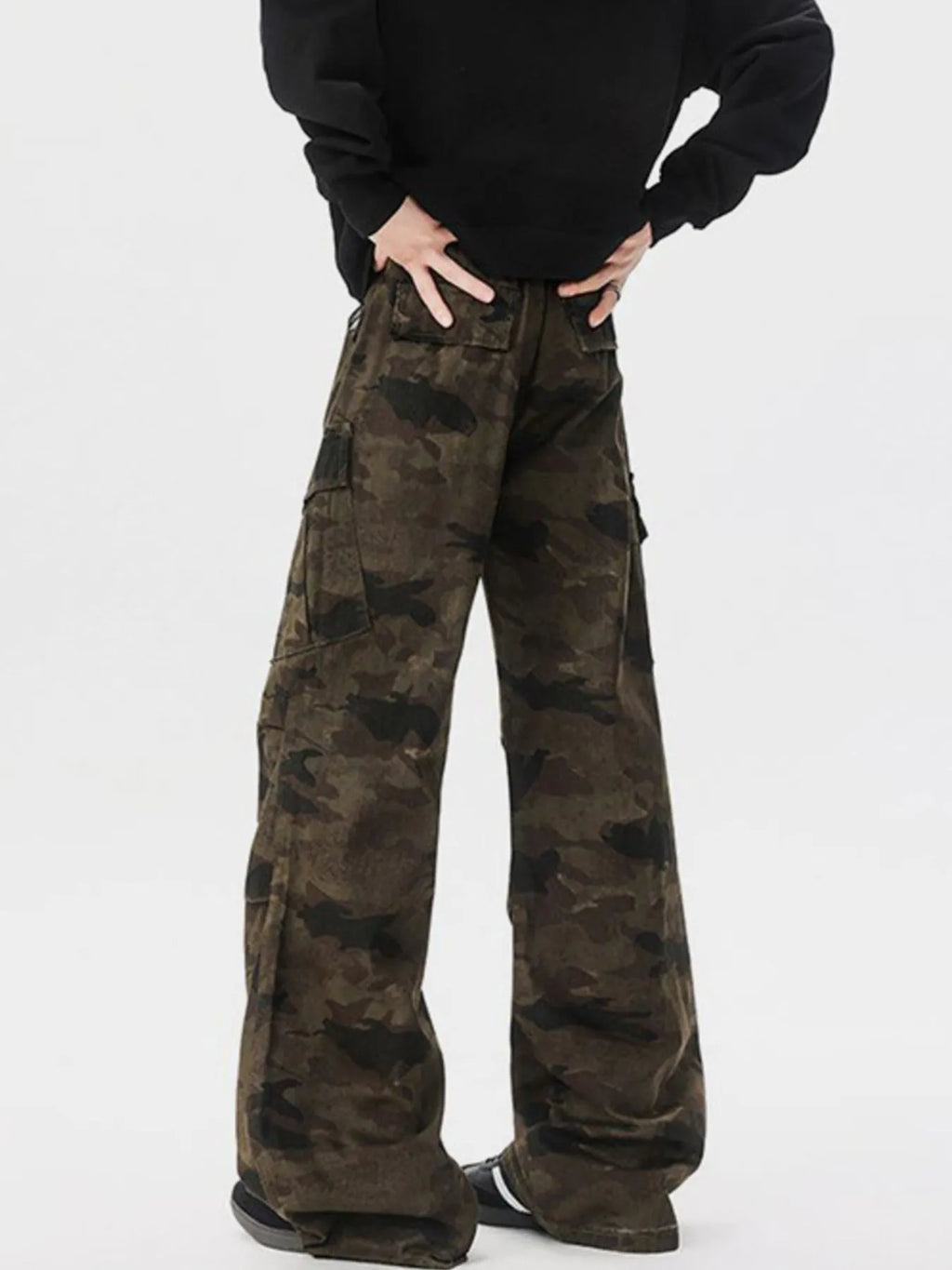 Men's Wide Leg Camouflage Cargo Pants | Tampa Bay Discounts