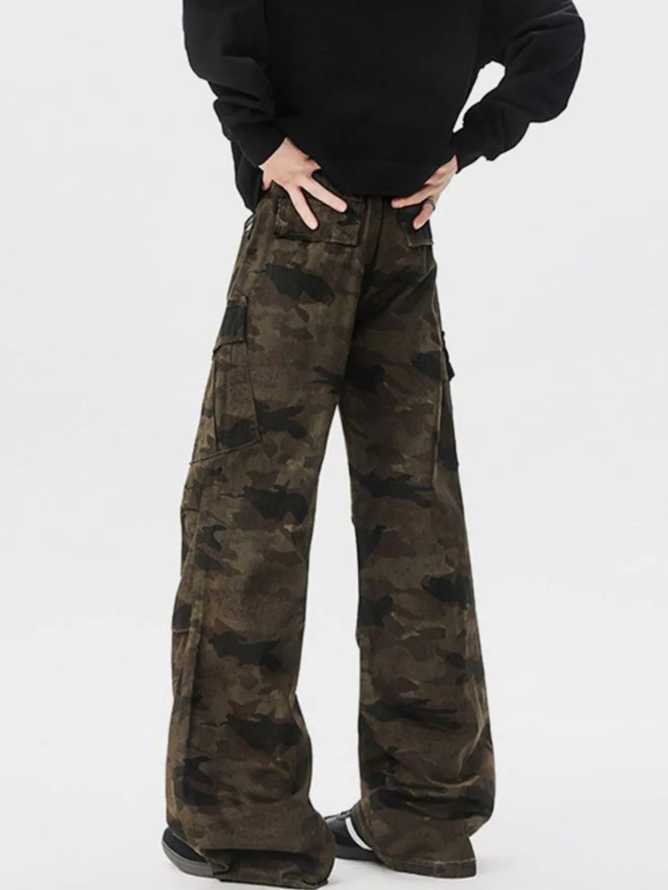 Men's Wide Leg Camouflage Cargo Pants | Tampa Bay Discounts