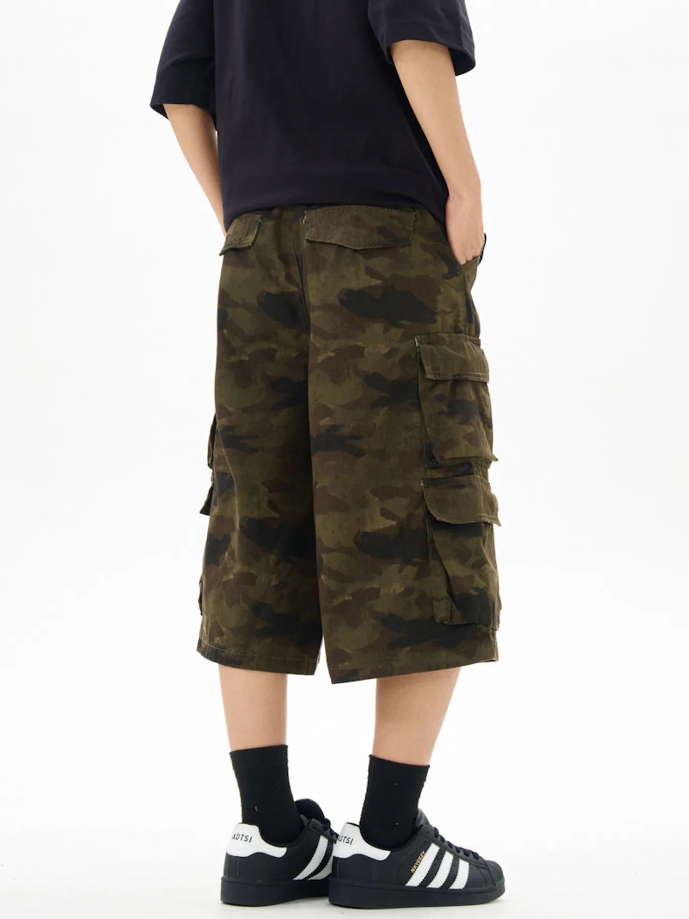 Men's Relaxed Fit Camo Cargo Shorts | Tampa Bay Discounts