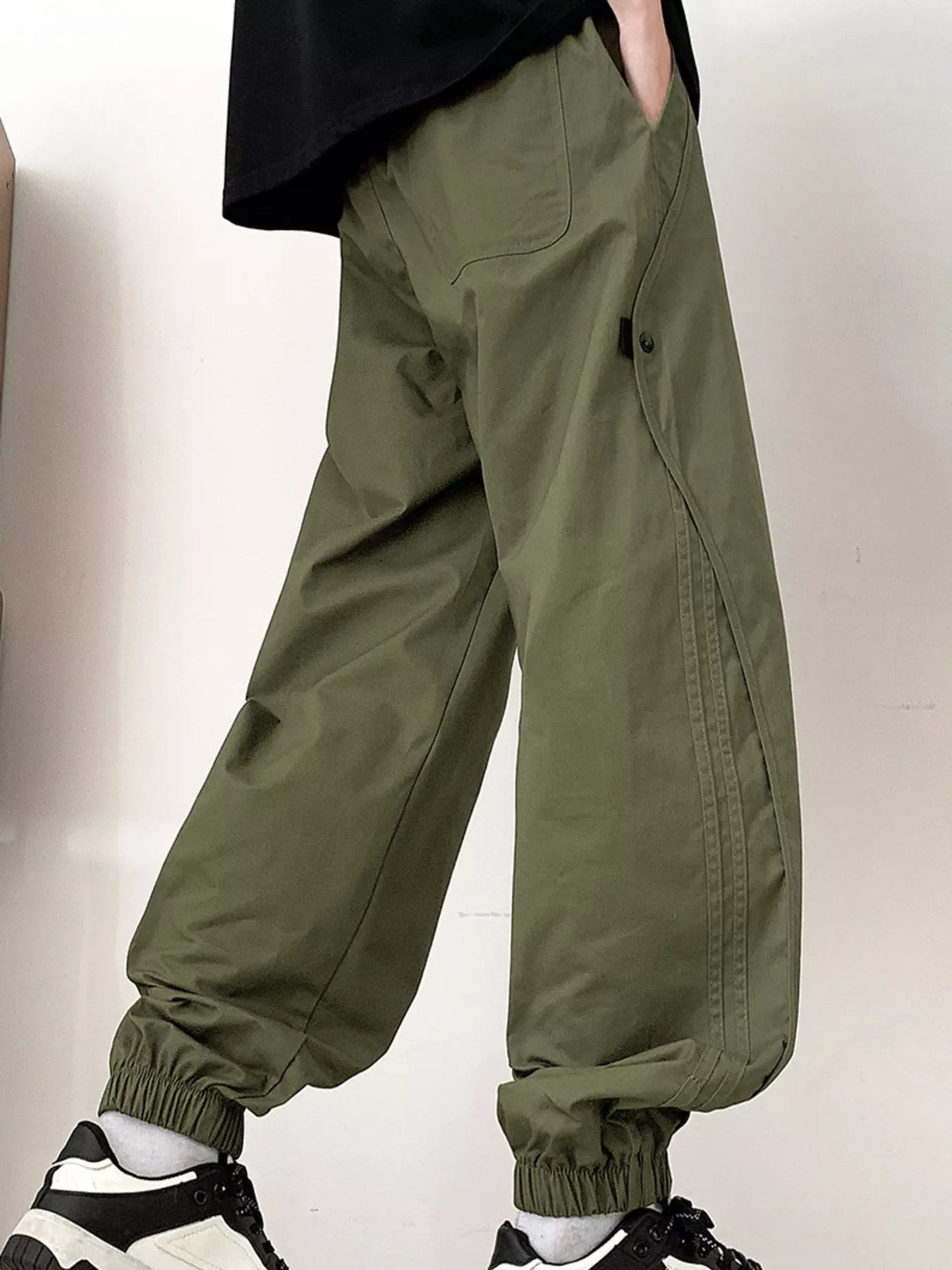 Men's Plus Size Relaxed Fit Cargo Pants | Tampa Bay Discounts