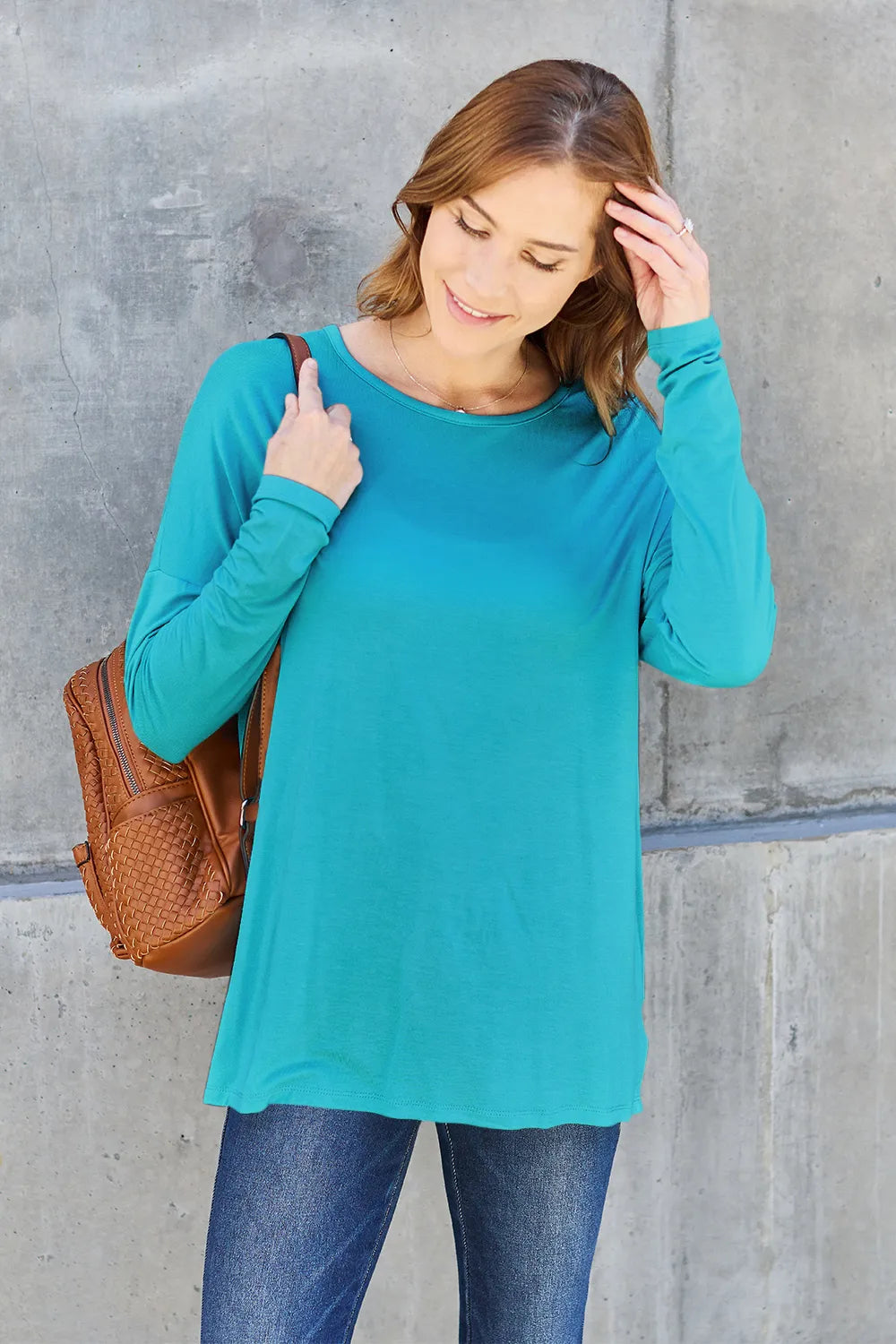 basic-bae-full-size-round-neck-dropped-shoulder-t-shirt image 9