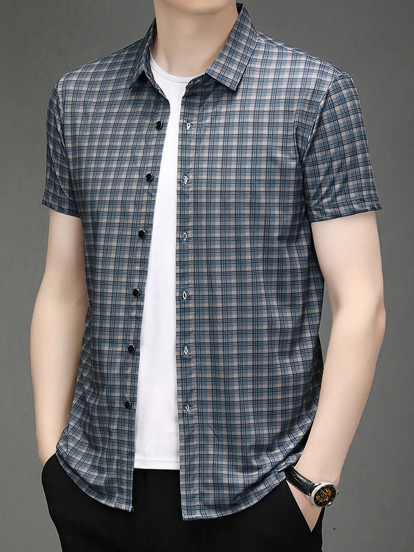 Men's Plaid Short Sleeve Casual Shirt | Tampa Bay Discounts