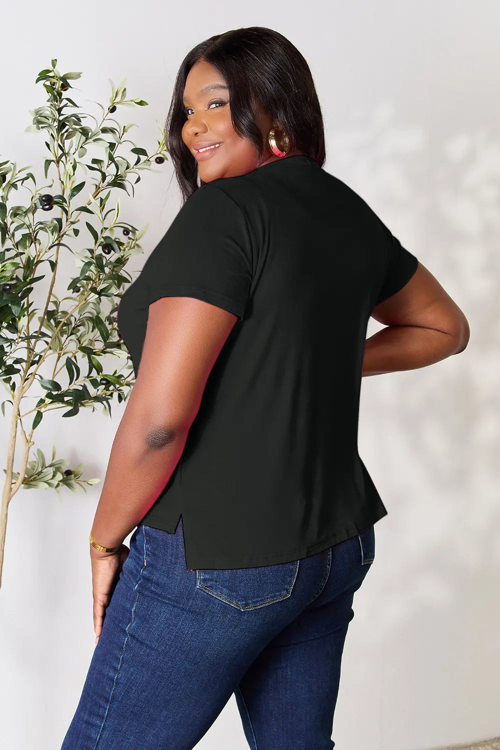 basic-bae-full-size-round-neck-short-sleeve-t-shirt-plus-size image 6