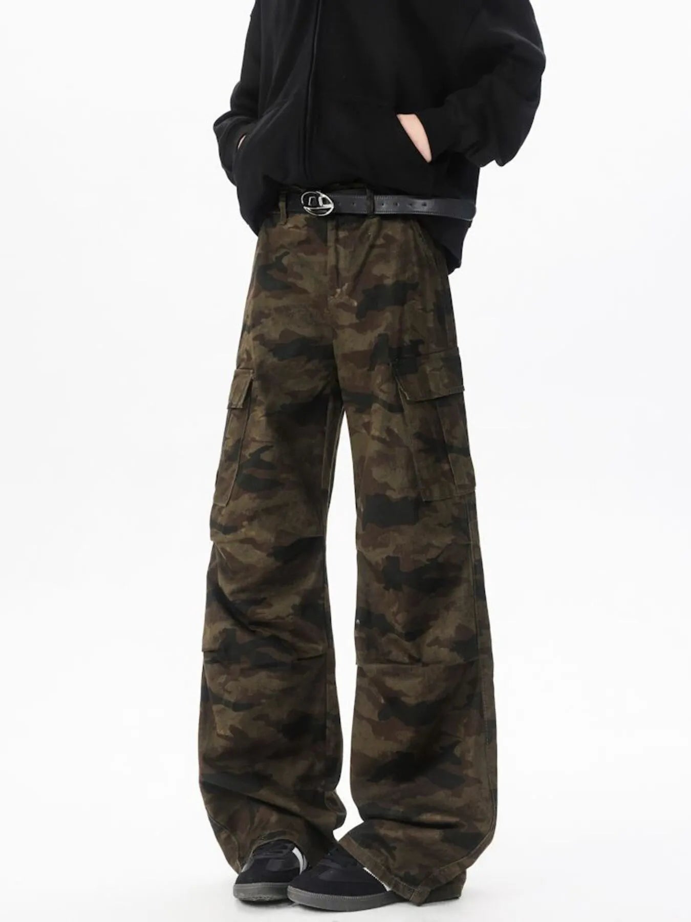 Men's Wide Leg Camouflage Cargo Pants | Tampa Bay Discounts