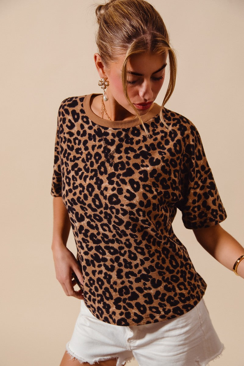 so-me-leopard-thermal-waffle-knit-loose-fit-top image 10