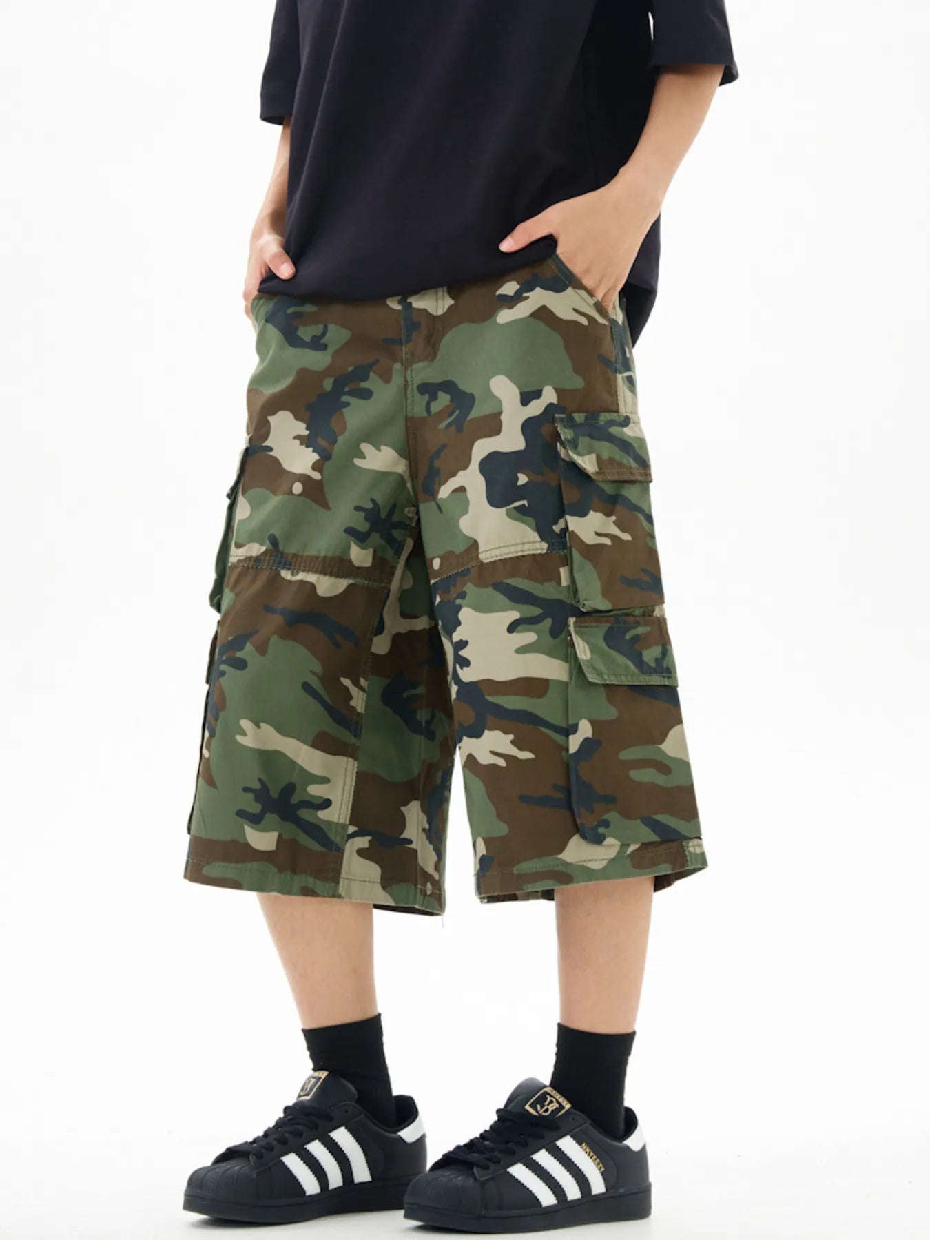 Men's Relaxed Fit Camo Cargo Shorts | Tampa Bay Discounts