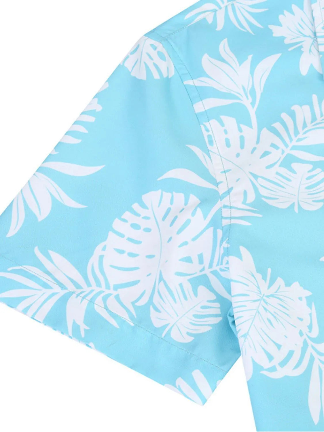 Men's Hawaiian Print Short Sleeve Button Down Shirt | Tampa Bay Discounts