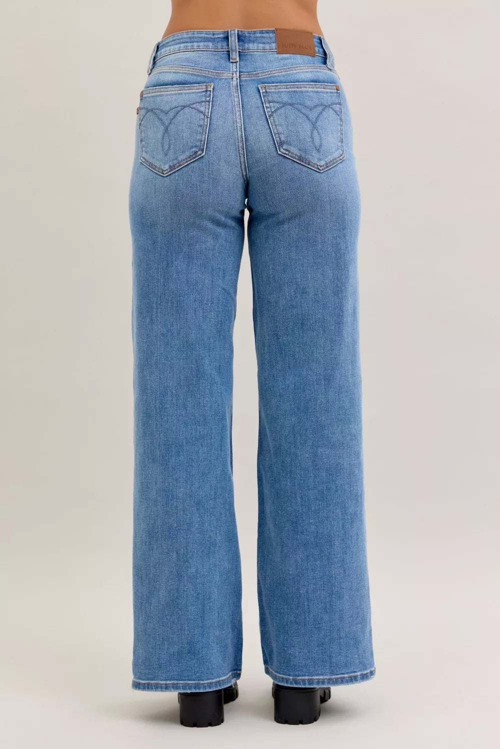 judy-blue-mid-rise-retro-wide-leg-jeans Image 5