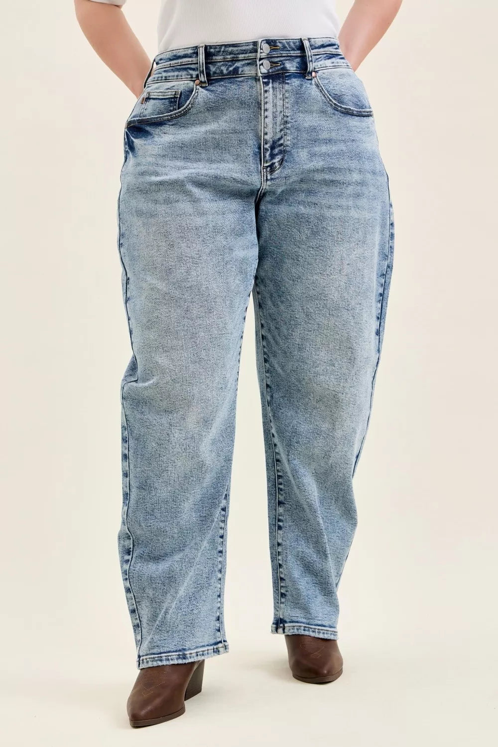 judy-blue-full-size-high-waist-marlow-arc-leg-jeans-with-double-waistband-plus-size Image 5