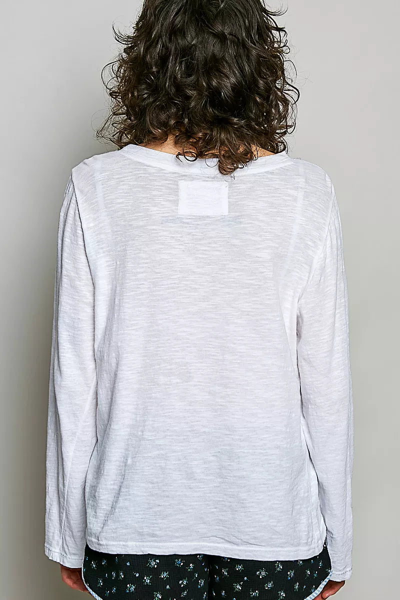pol-contrast-hand-stitch-v-neck-lightweight-knit-long-sleeve-top image 3
