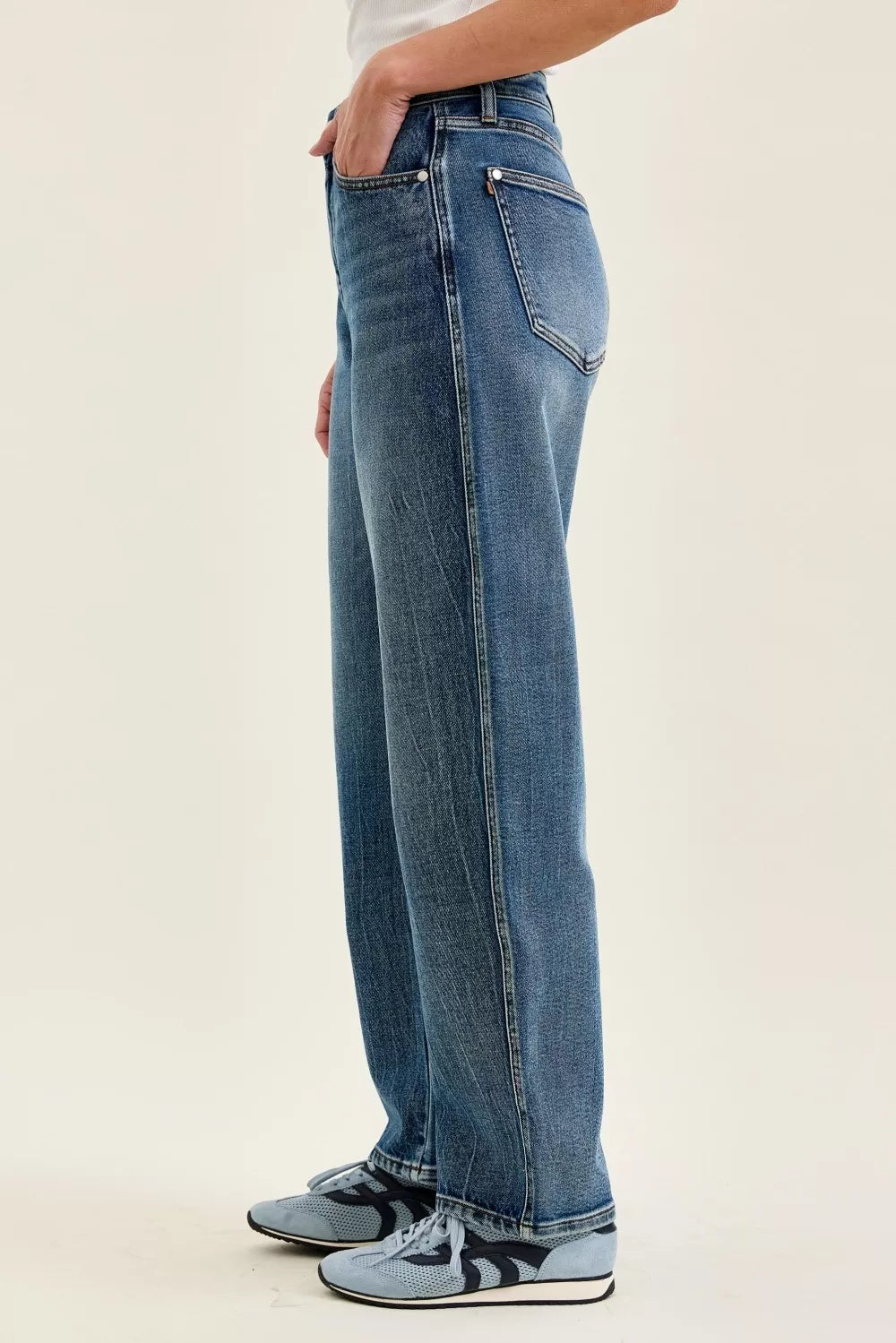 judy-blue-high-waist-r-m-marlow-arc-dk-time-weathered-indigo-jeans Image 3
