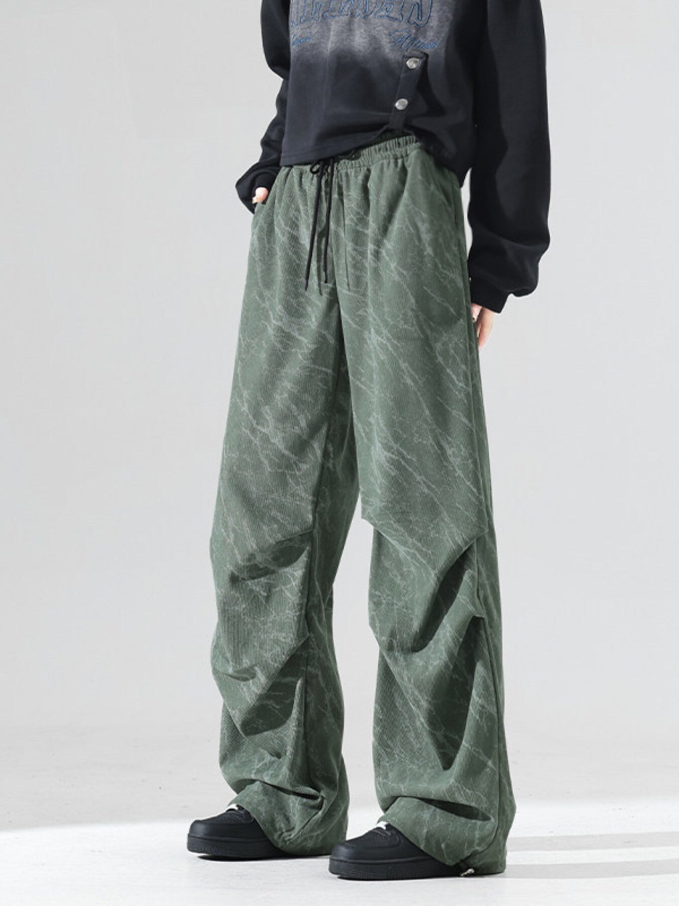 Men's Plus Size Vintage Wash Wide Leg Pants | Tampa Bay Discounts