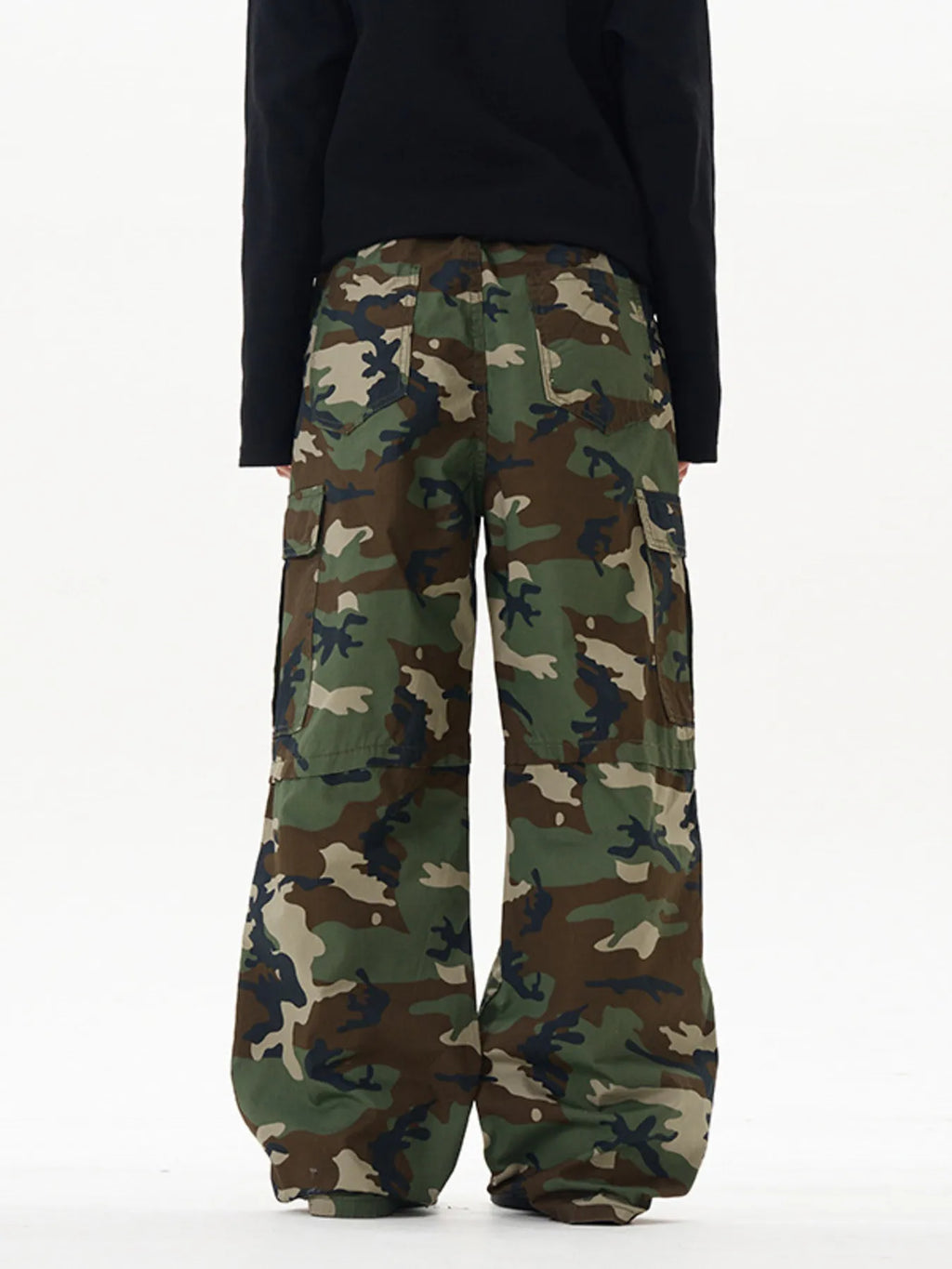 Men's Loose Fit Camouflage Cargo Pants | Tampa Bay Discounts