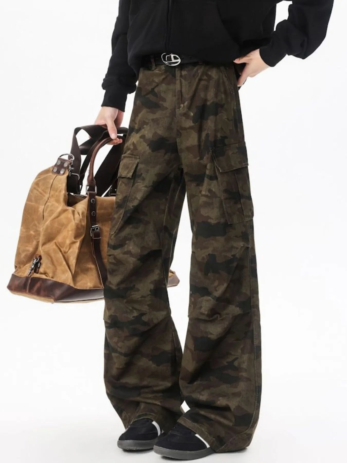 Men's Wide Leg Camouflage Cargo Pants | Tampa Bay Discounts