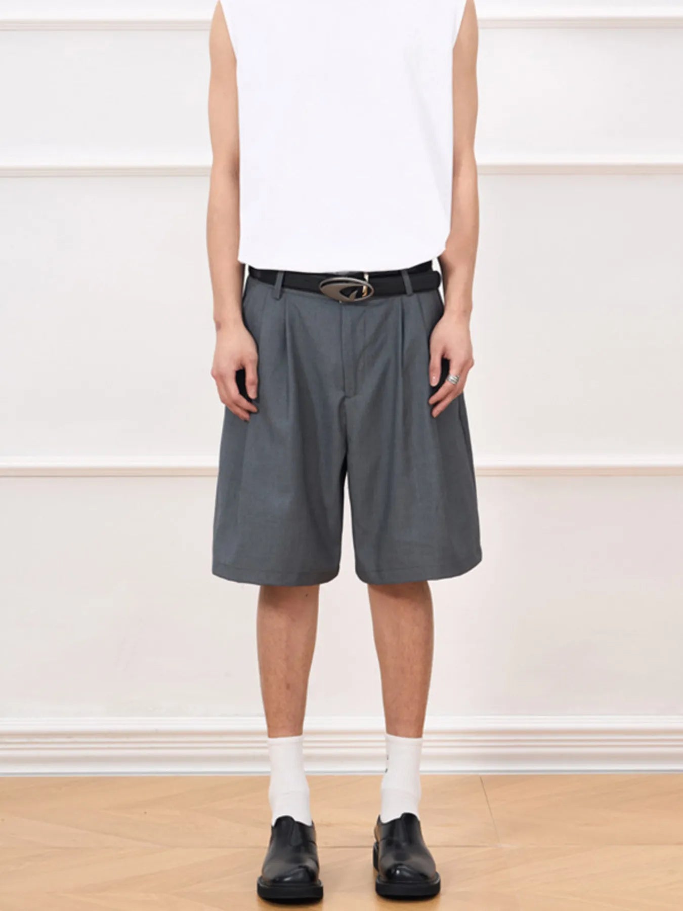 Men's Relaxed Fit Pleated Shorts | Tampa Bay Discounts
