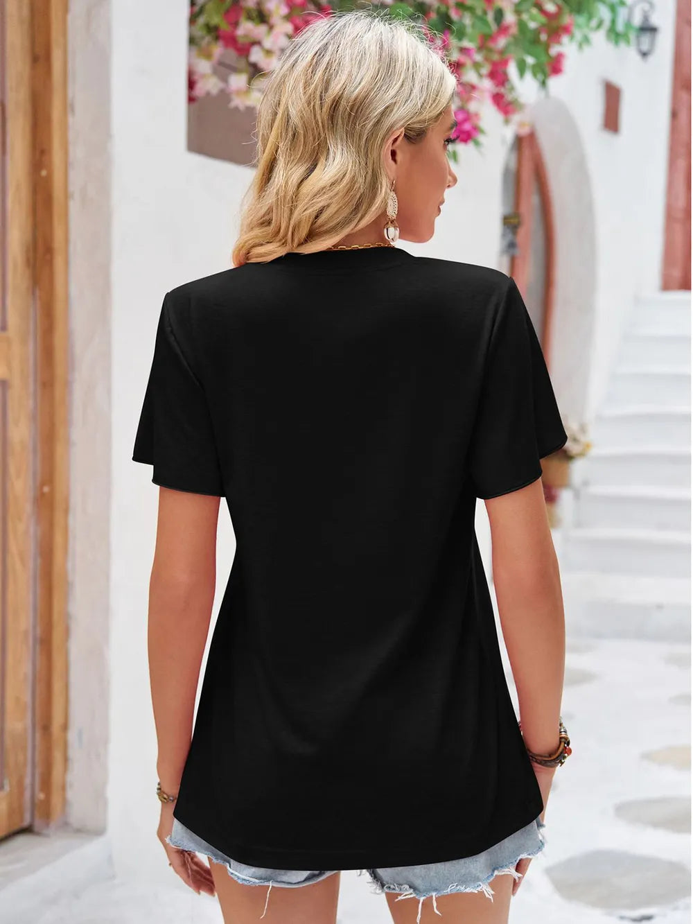 double-take-ruched-v-neck-short-sleeve-t-shirt image 7